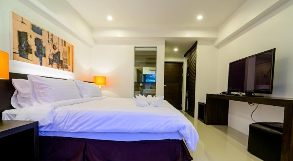 Uma Residence Bangkok Esterno foto